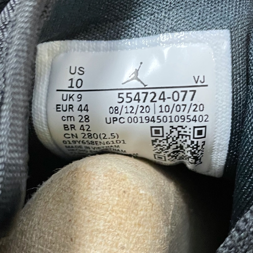 Nike Air Jordan 1 Mid Hyper Royal 554724-077 10 - Picture 7 of 10